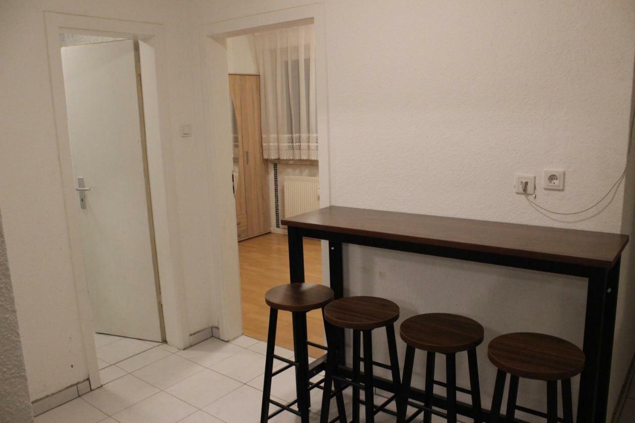 Zimmer Sucht Bewohner 뒤스부르크 외부 사진